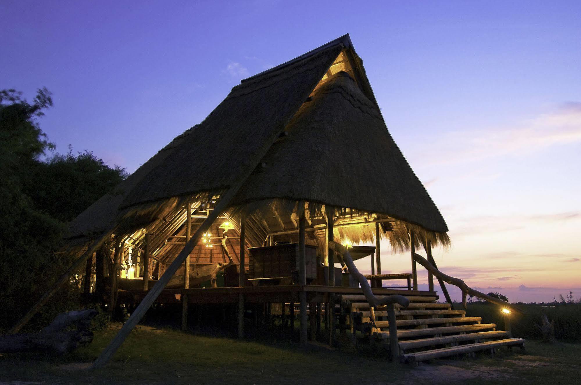 Selinda Camp Hotel Selinda Reserve Екстериор снимка